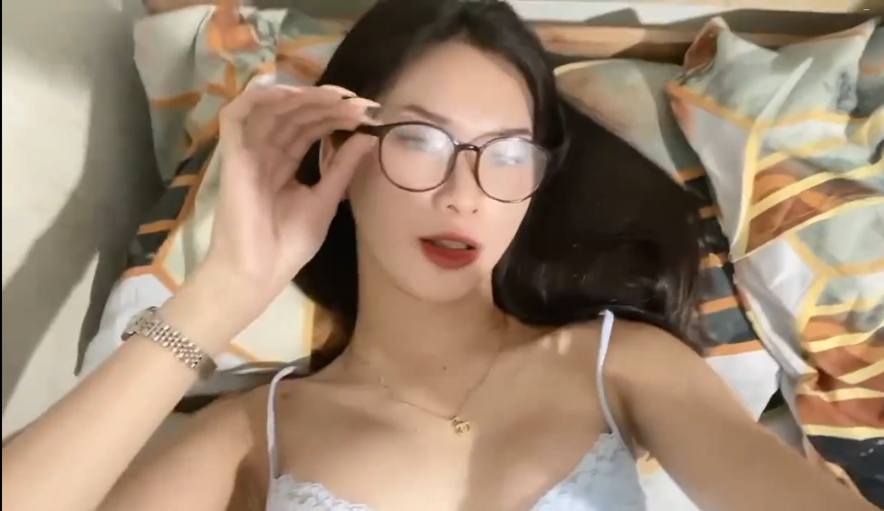 Phim sex Phim sex Indonesia - Em Xinh Vú To Còn Gì Để Chê Đụ Là Sướng